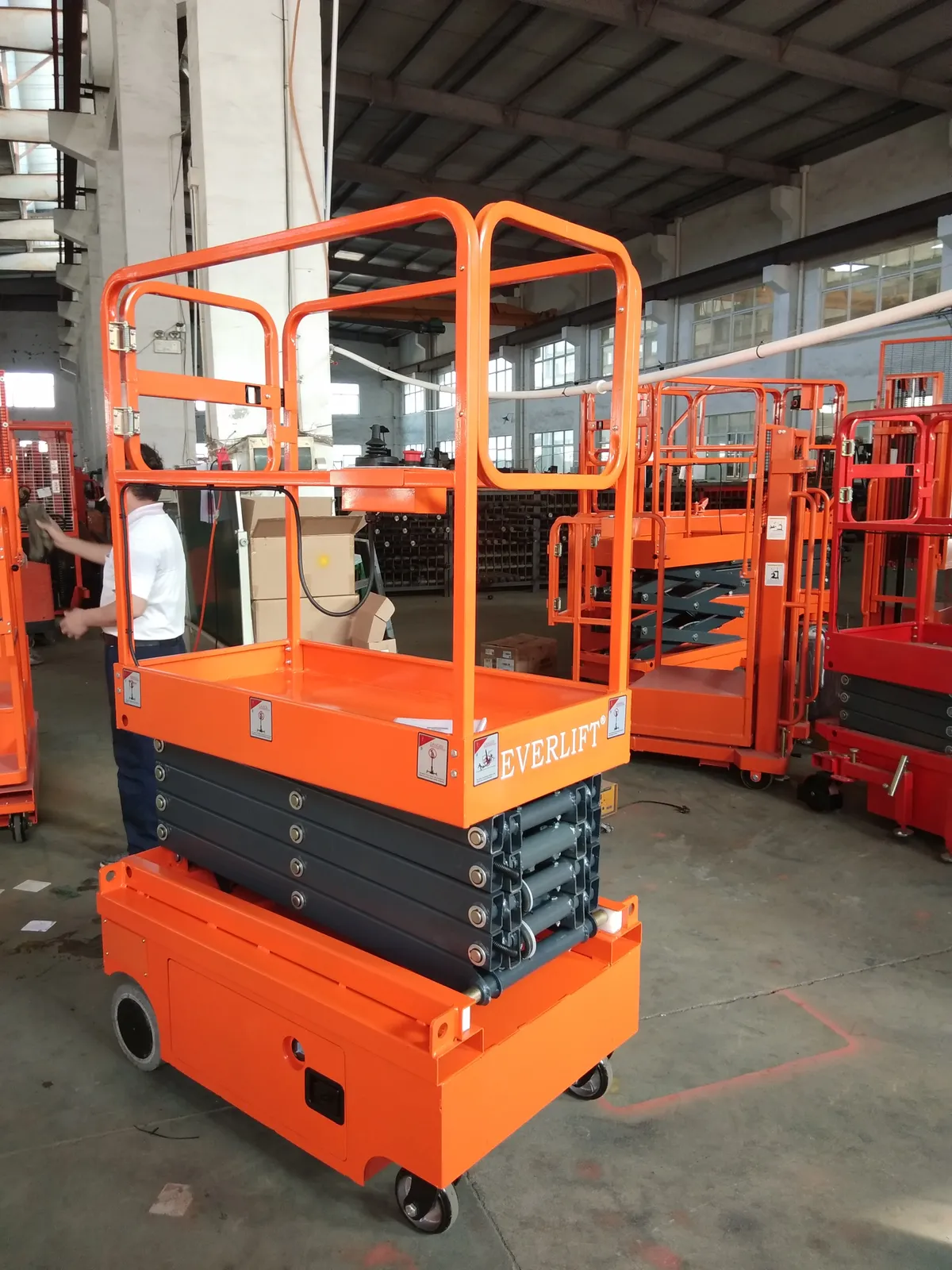 FSJY0608 Whole Electric Scissor Lift 6m 8m Self-Propelled photo 5