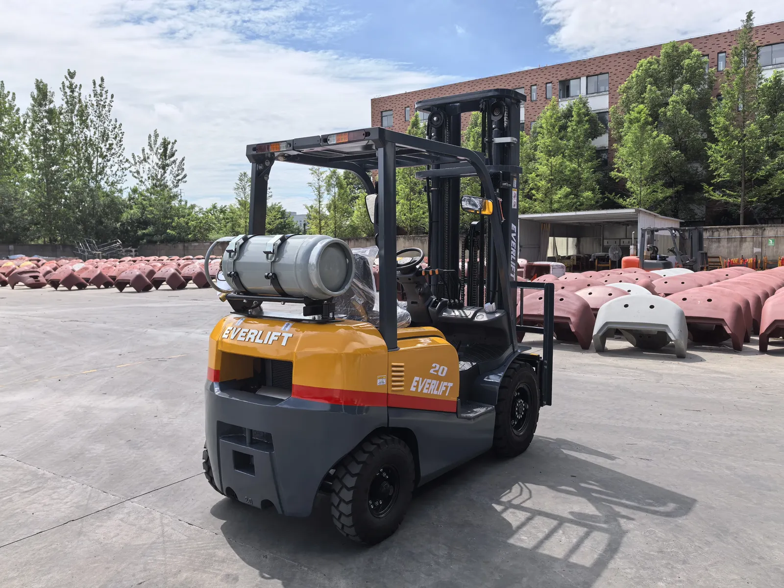 EPA EURO Gas Forklift 3Ton photo 3