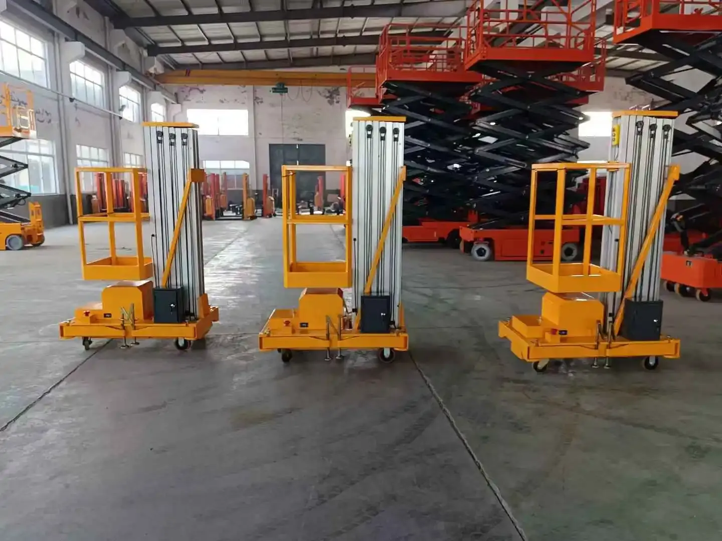 AWP6 Mobile Aluminium Single Mast Work Platform 6m Max Height Load 300 kg detail 4