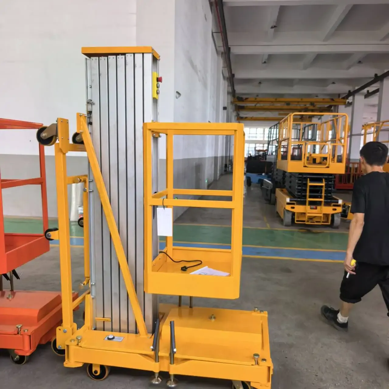 AWP6 Mobile Aluminium Single Mast Work Platform 6m Max Height Load 300 kg photo 4