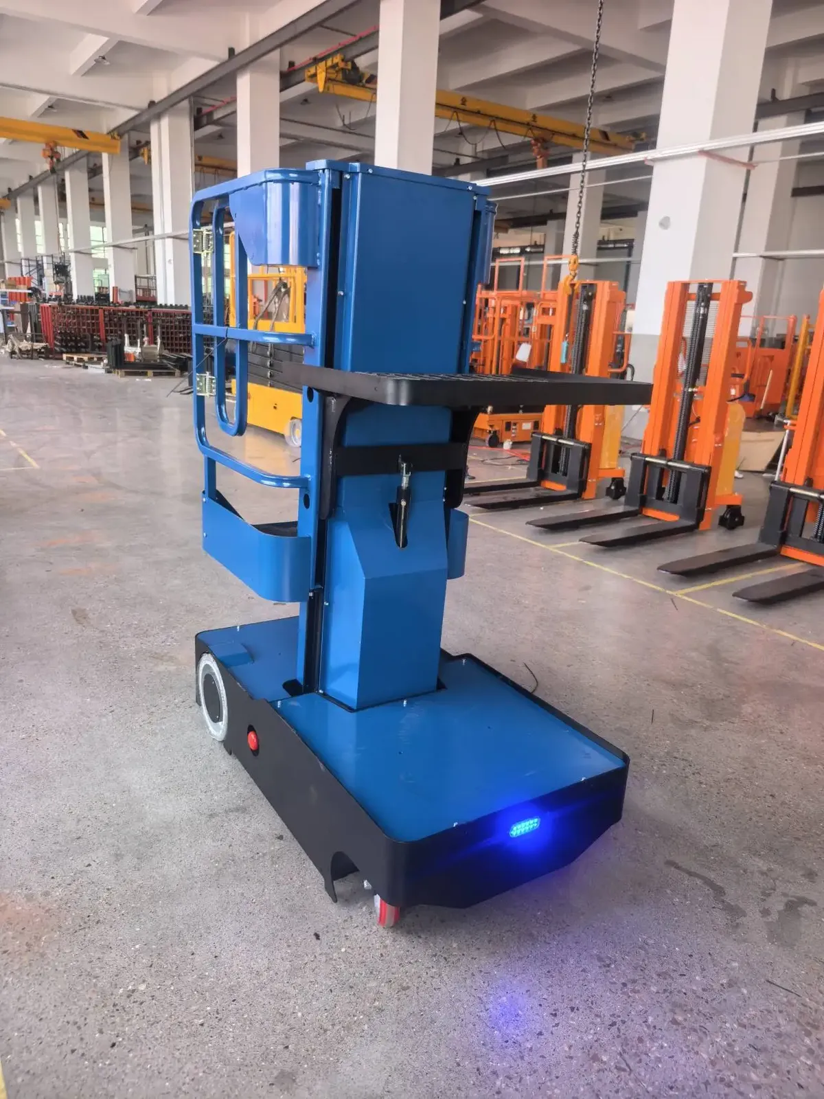 Electric Order Picker Man Lift Forklift 300 kg photo 4
