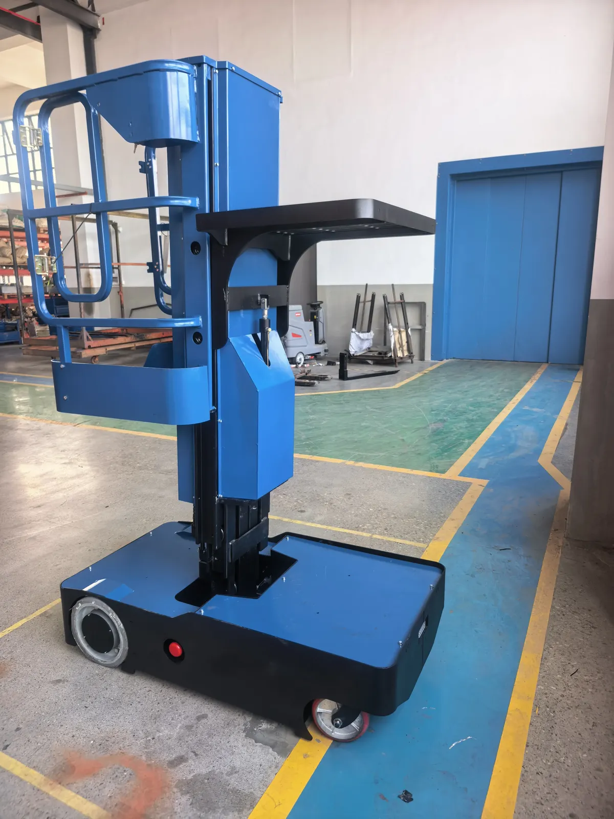 Electric Order Picker Man Lift Forklift 300 kg photo 6