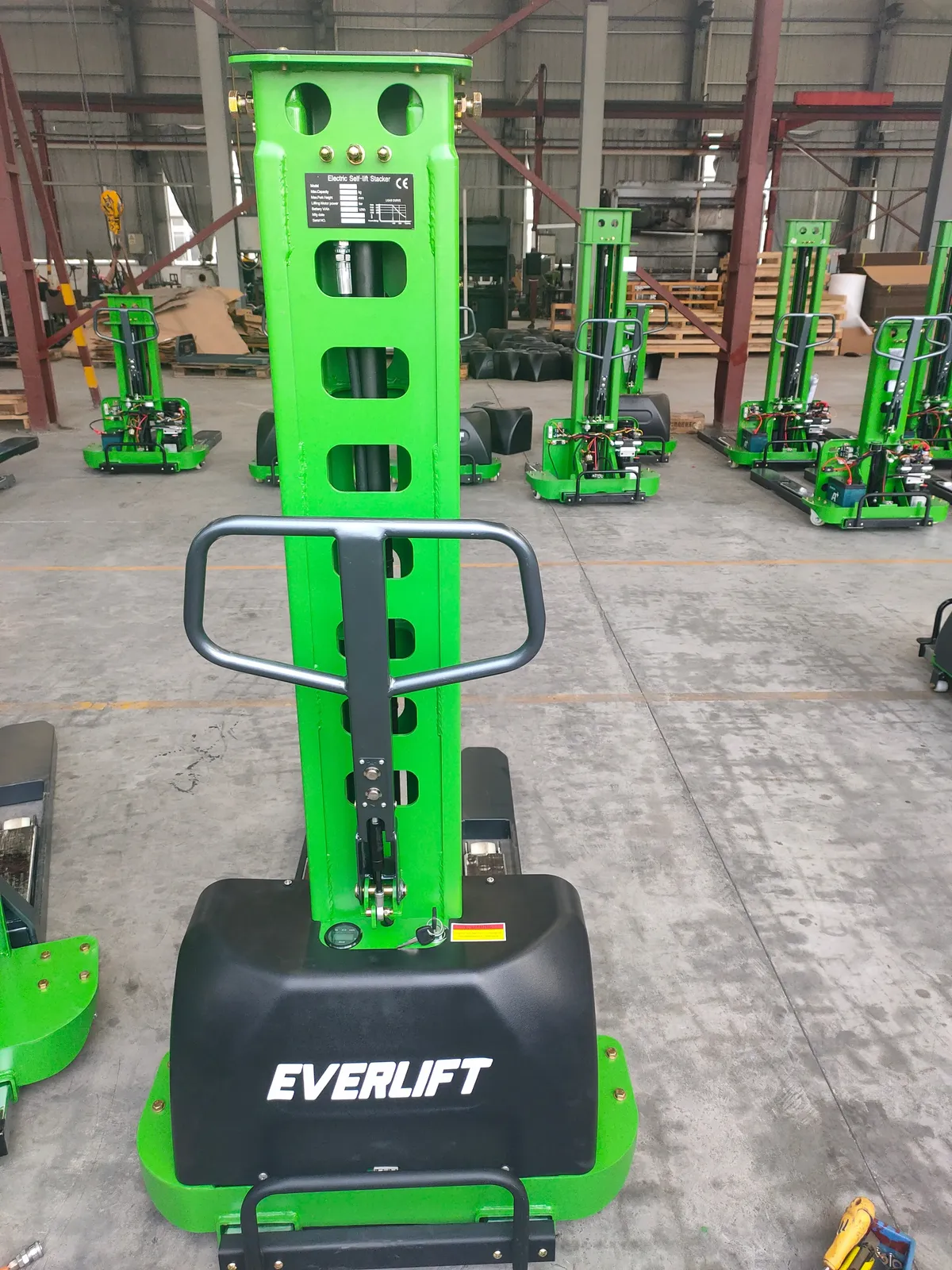 Semi Electric Pallet Stacker 1Ton photo 4