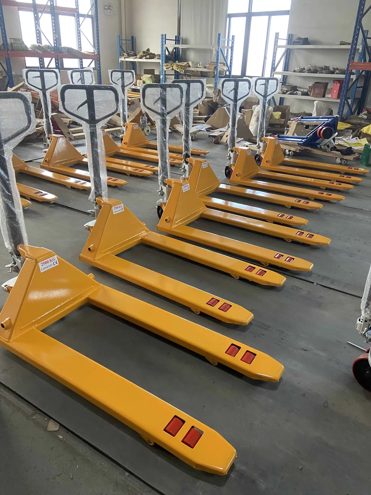 2 Ton Hydraulic Pallet Truck HPT-20, 2000 kg detail 8