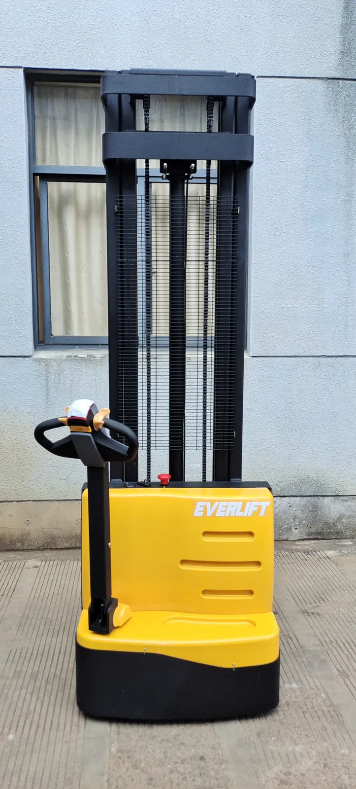 ELES-12/15E Mini Electric Pallet Stacker 1200 to 1500 kg photo 3
