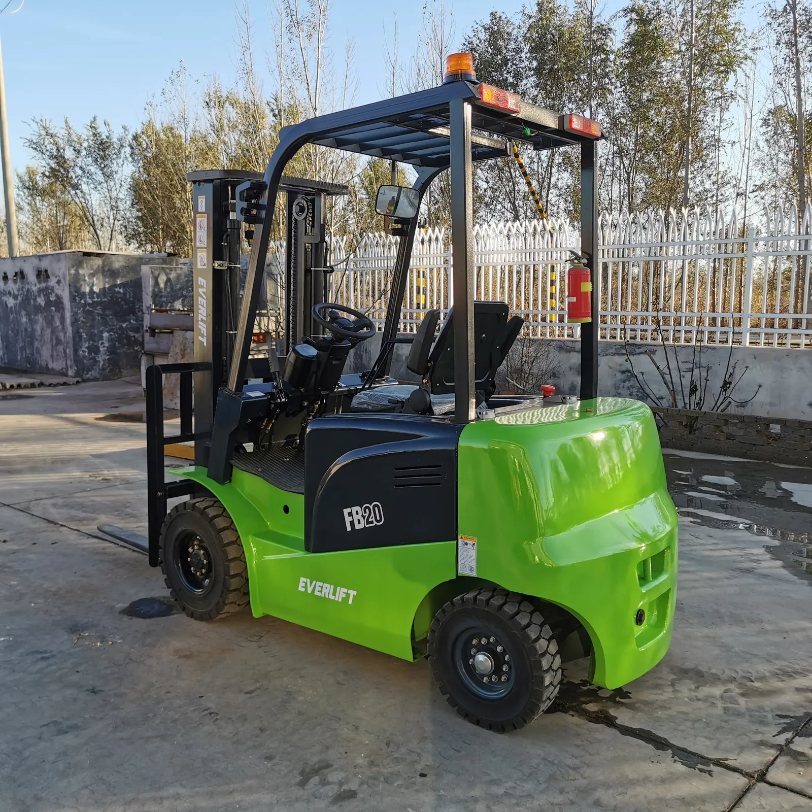FB20 2 Ton Electric Forklift Full AC Drive Battery photo 2