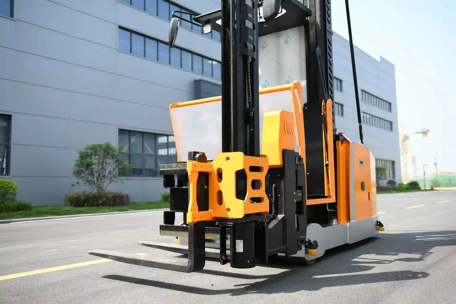 Forklift VNA Forklift Man up Electric 1600 kg detail 6