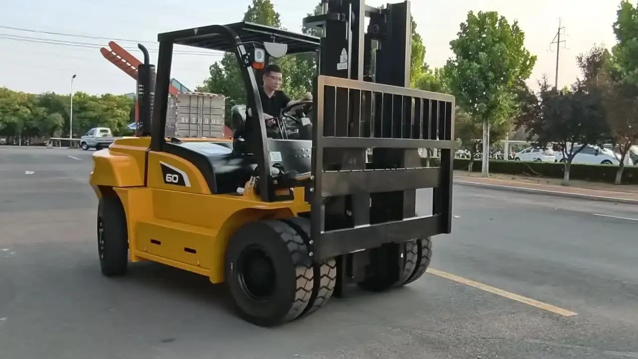 Premium 6000 kg Diesel Forklift Truck 6 Ton detail 1
