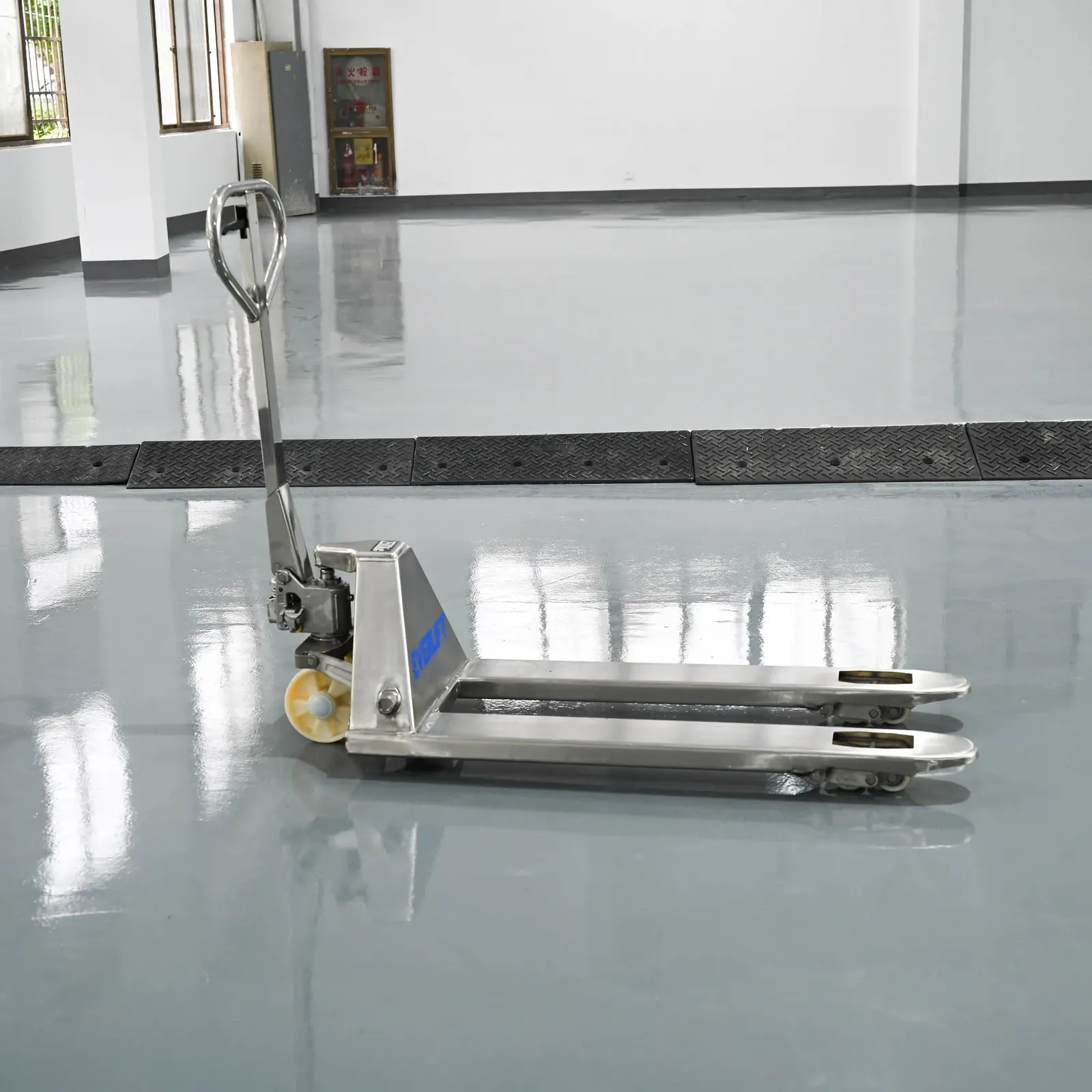 Brand 2T 3T Sus 304 Stainless Steel Hand Pallet Truck photo 3