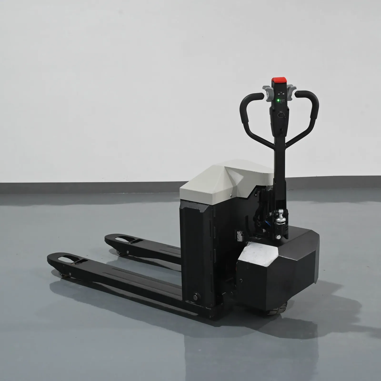 Rough Terrain Pallet Jack 6600lbs Wide Wheel Base Stable detail 5
