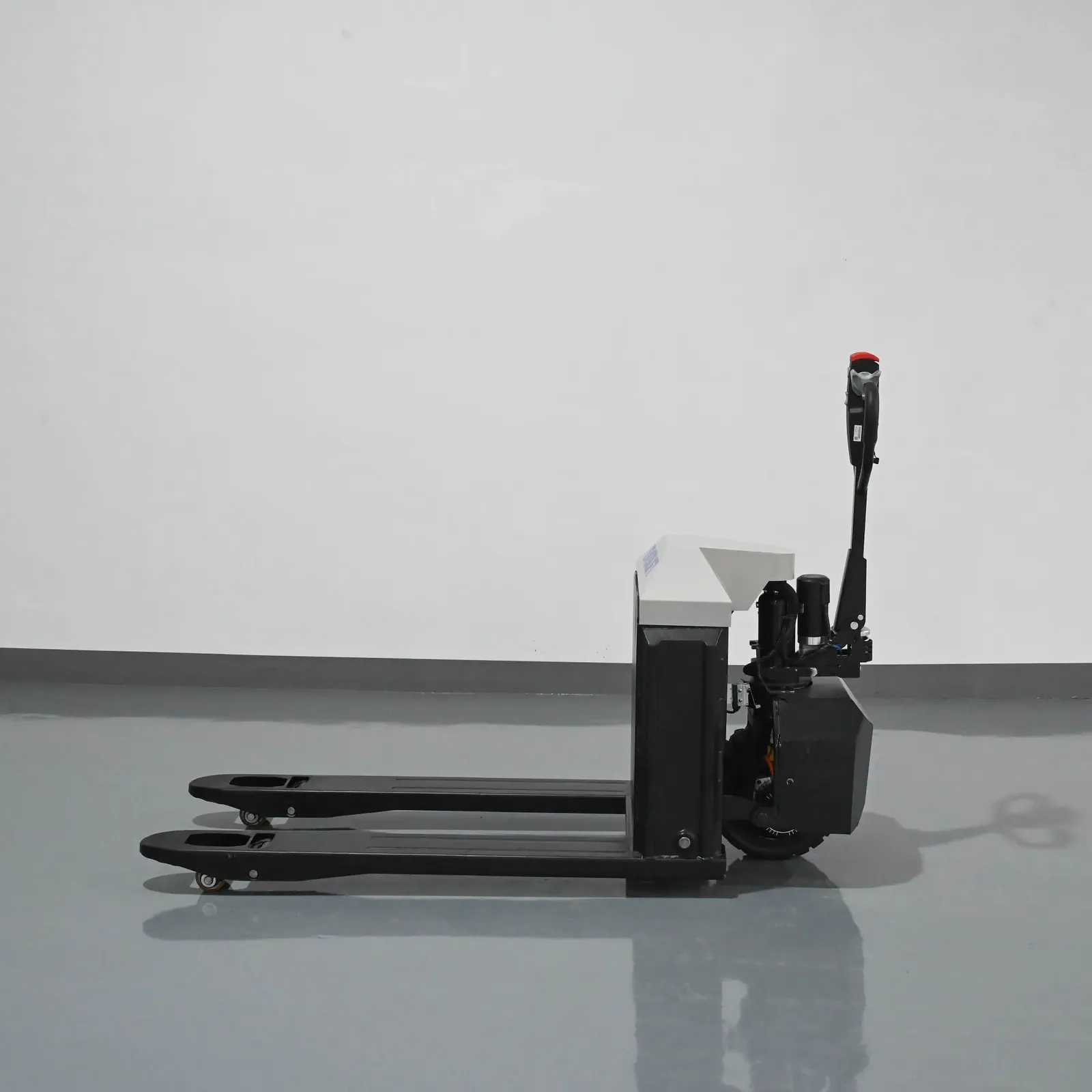 Rough Terrain Pallet Jack 6600lbs Wide Wheel Base Stable photo 1