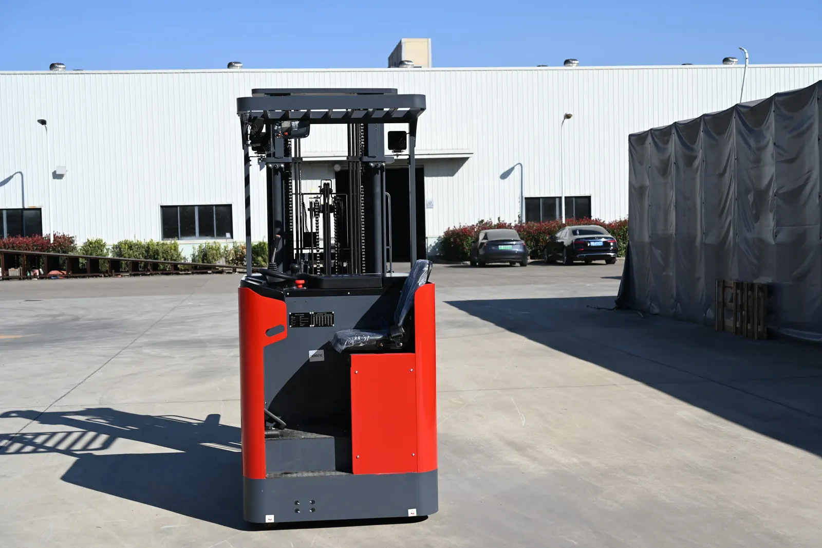 Electric Forklift Reach Truck 1.5t2t2.5t3t photo 4