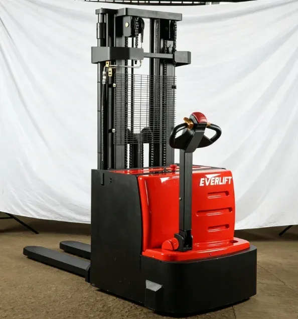 Electric Stacker 1.5 /2Ton photo 4