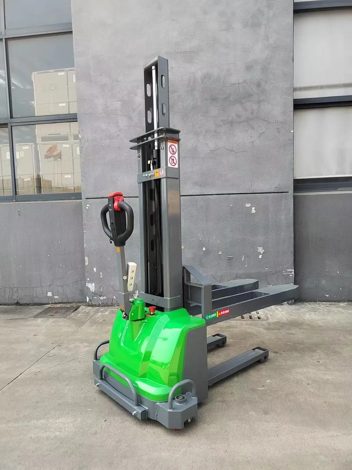 1.3T 1.5T Full Electric Self-Loading Stacker with 48V photo 3