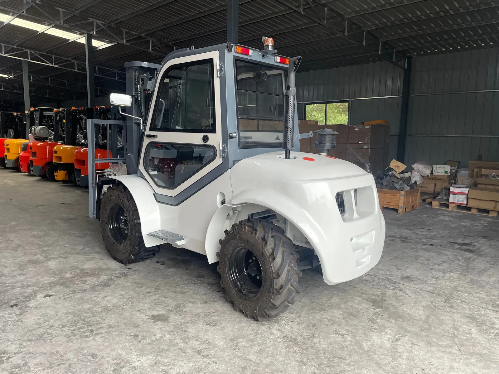 4WD Off-Road Rough Terrain Forklift 2.T 3T detail 3