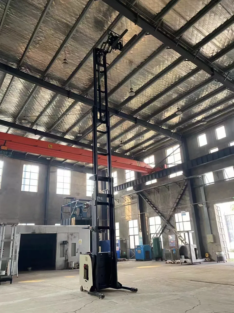 CQD15J 1500 kg Standing Double Scissor Reach Forklift detail 12