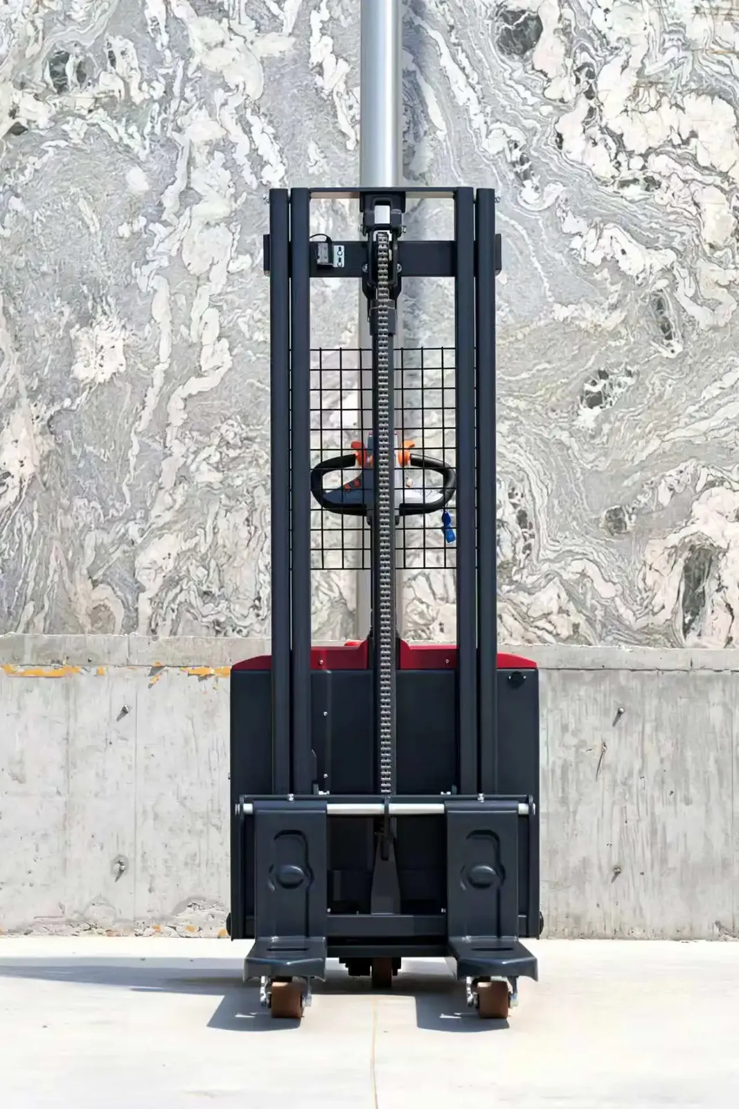 Electric Stacker 1.5T detail 10