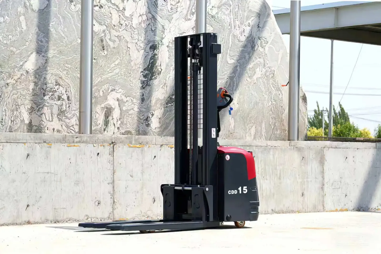 Electric Stacker 1.5T detail 5