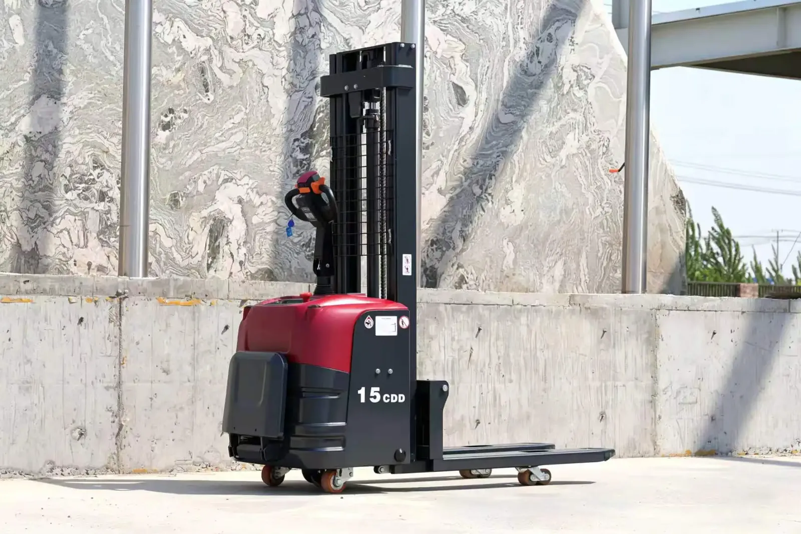 Electric Stacker 1.5T detail 6