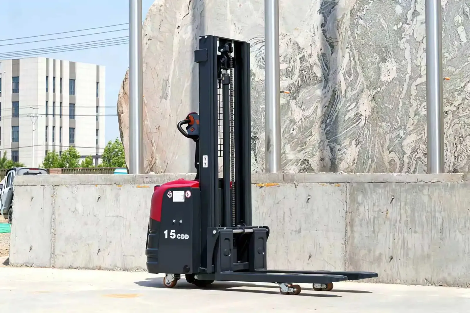 Electric Stacker 1.5T detail 9