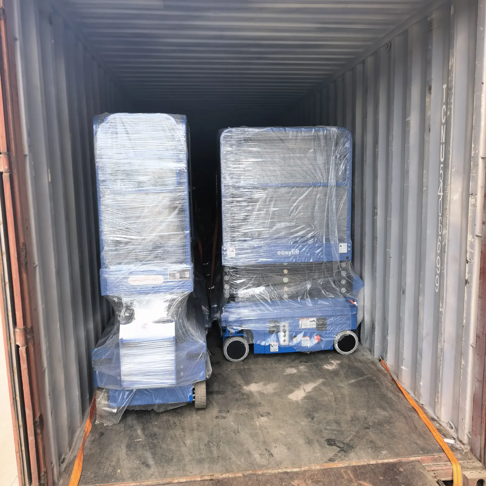 3m 3.9m 4.8m Tiny Self Propelled Scissor Lift photo 3