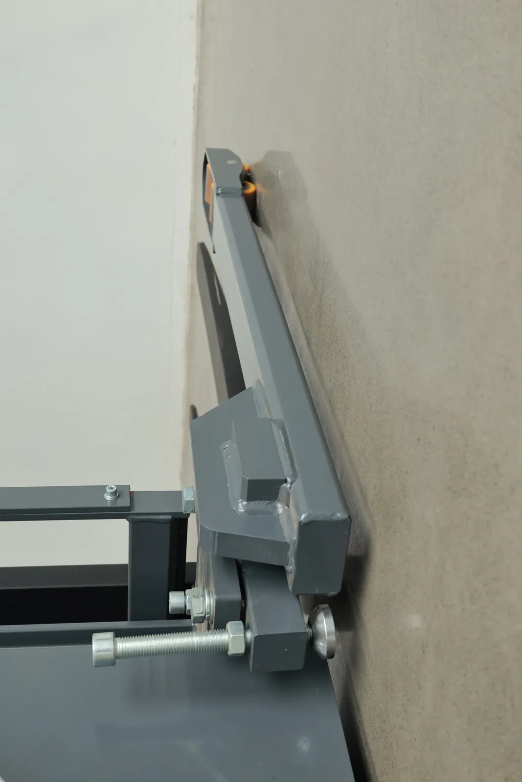 Electric Stacker Forklift Adjustable Straddle Legs (LPT-31234) detail 12