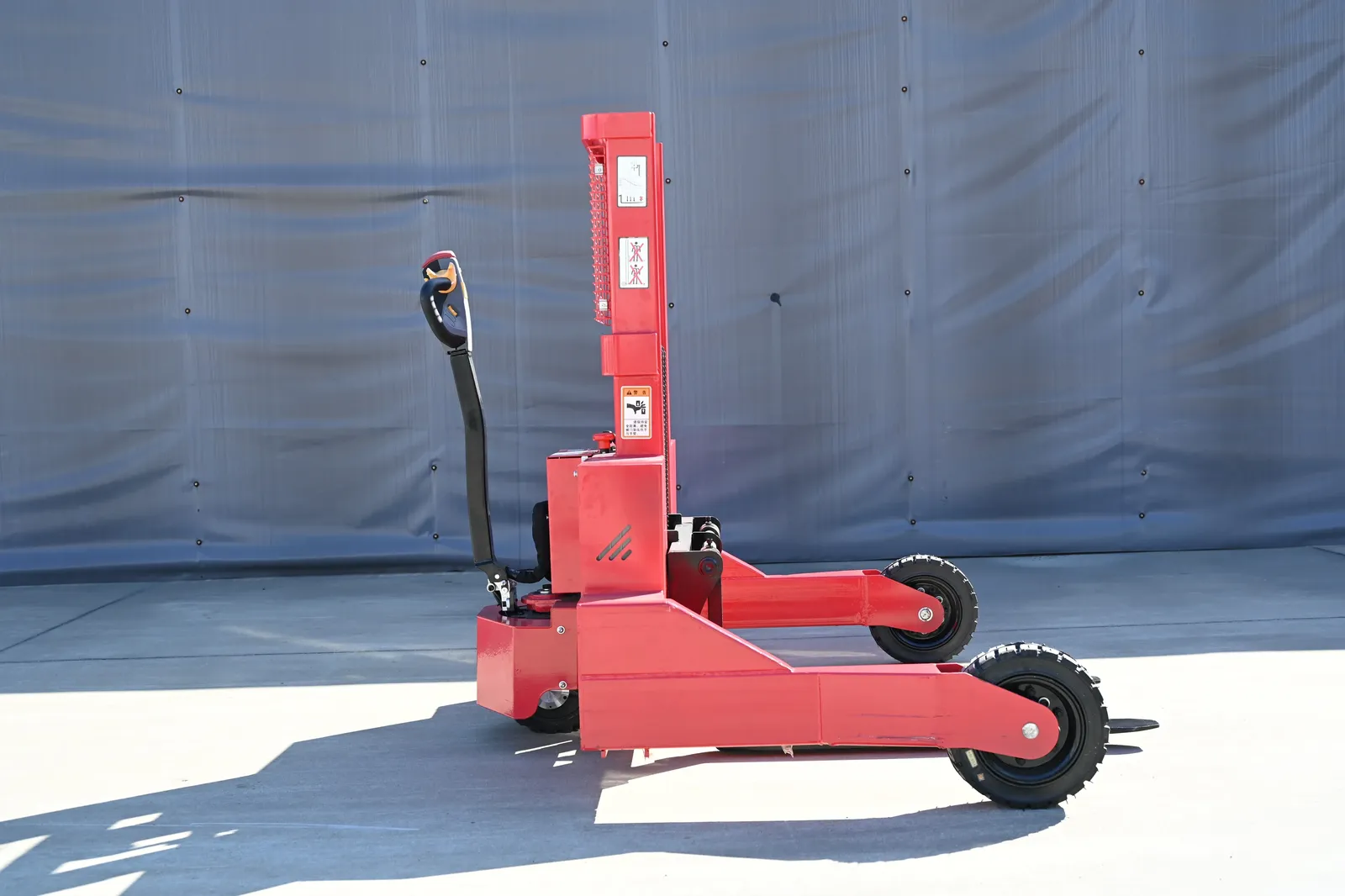 Forklift Stacker 1500 kg detail 3