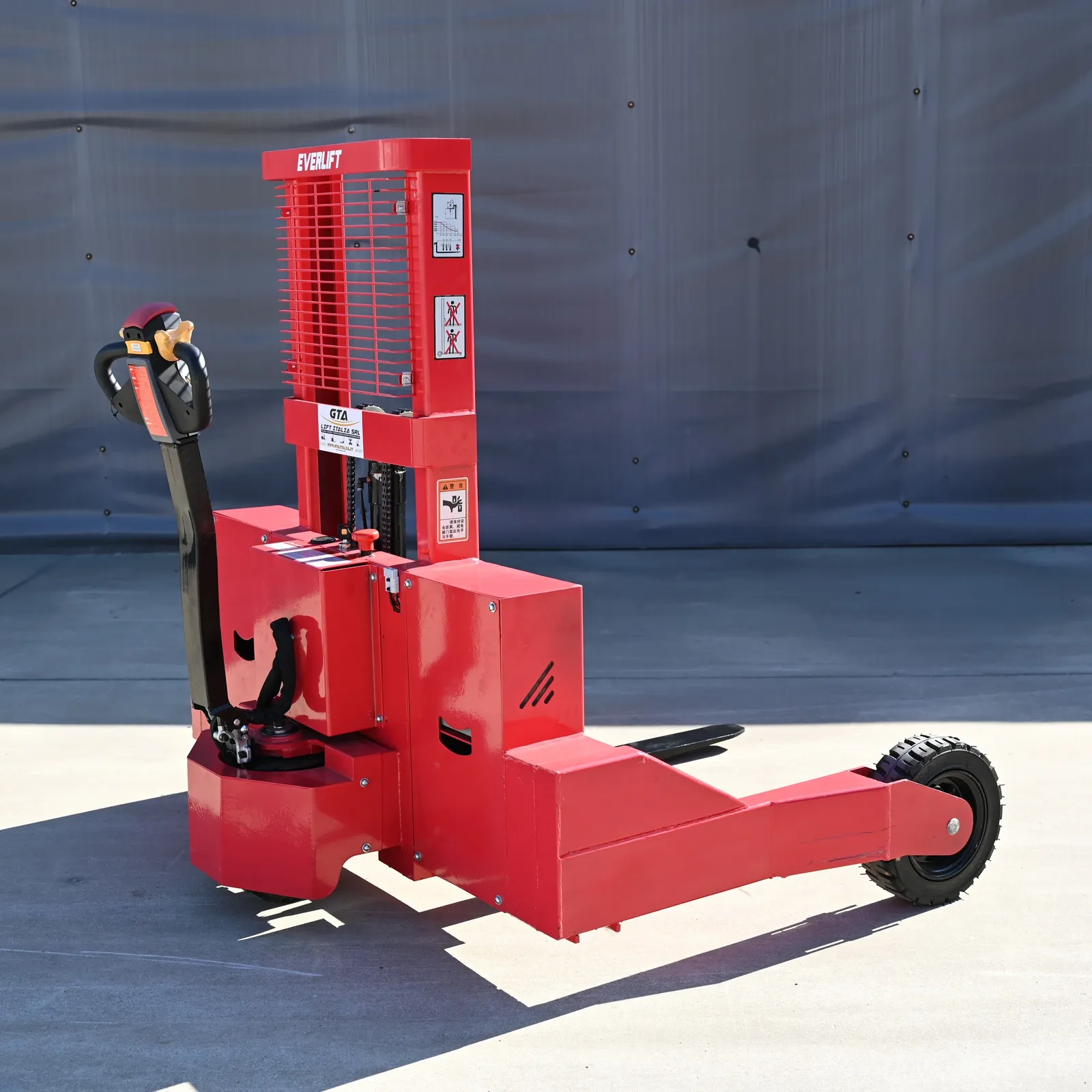 Walkie Pallet Stacker 2000 kg photo 1