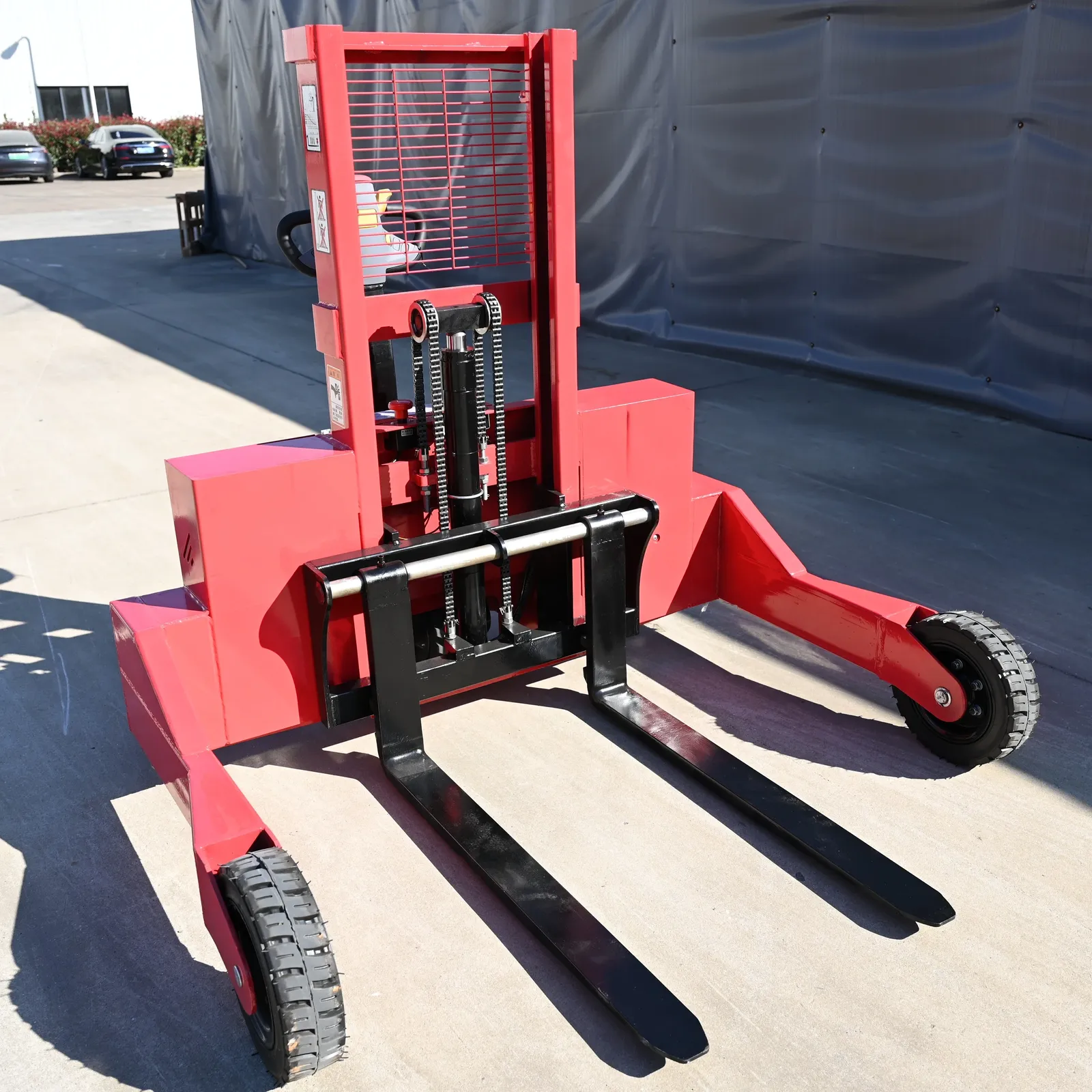 Electric Pallet Stacker Walkie Forklift Lifting Truck 1500 kg photo 1