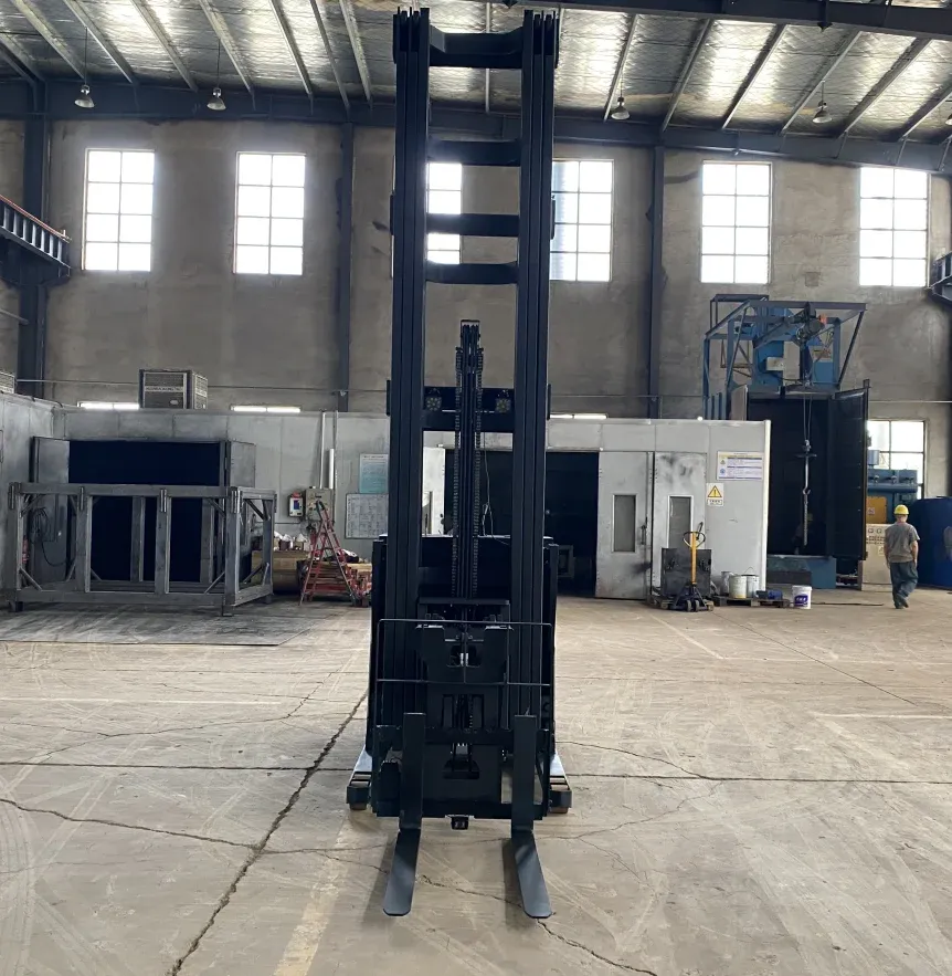 1.6T Double Scissor Reach Truck Double Reach Forklift 6m detail 9