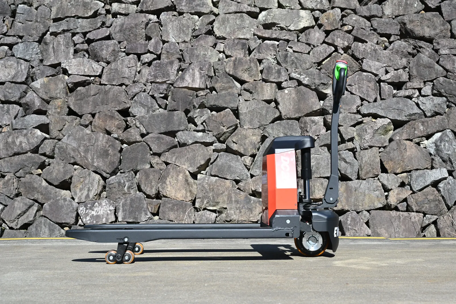 Electric Pallet Truck 2000 to 1500 kg detail 6