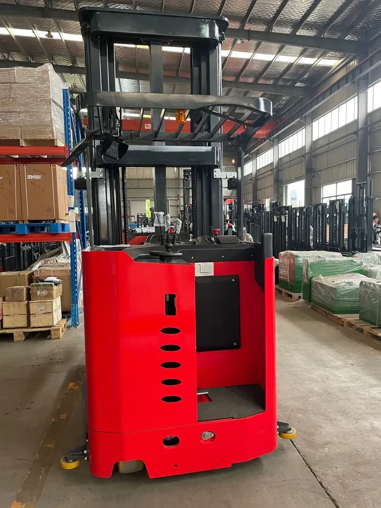 3m-10m Height Battery Operated Electric 2Ton 3 Way Pallet Stacker photo 3