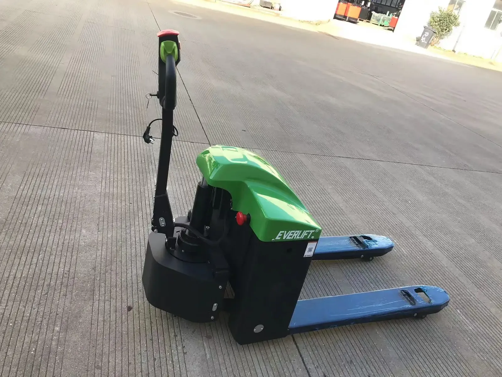 3 Ton Off-Road Electric Pallet Truck 3000 kg photo 5