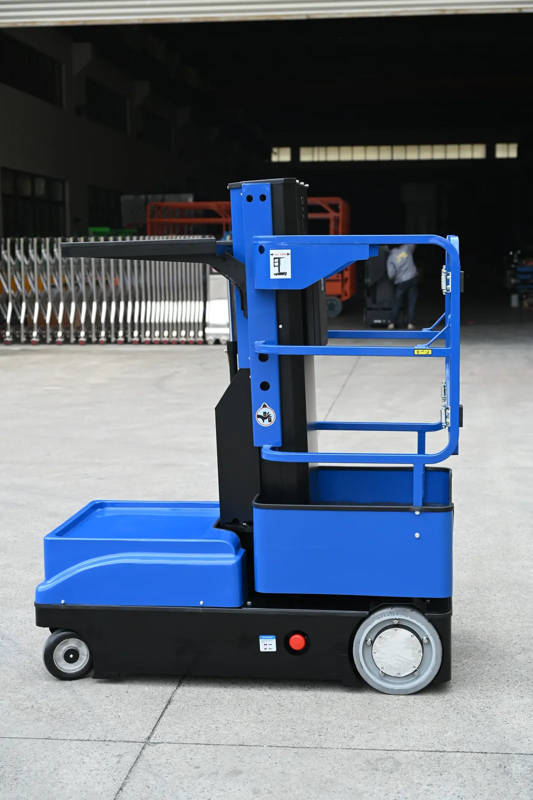Order Picker All Electric High-altitude Picking Vehicle detail 5