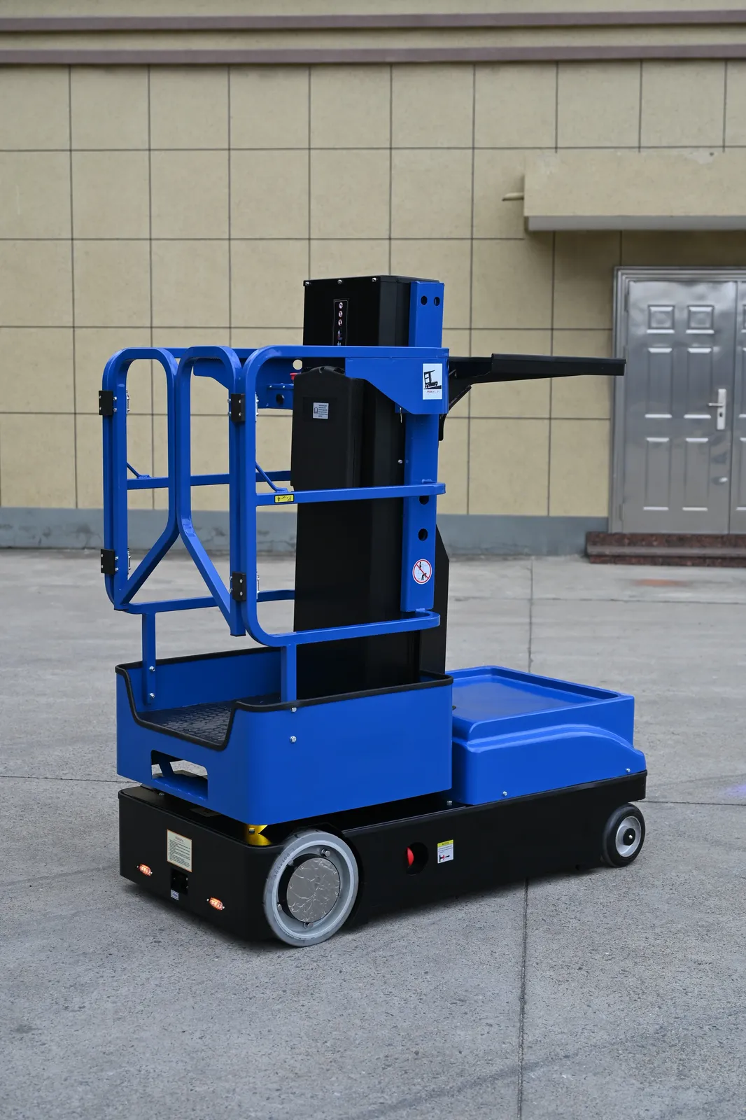 Order Picker All Electric High-altitude Picking Vehicle photo 3