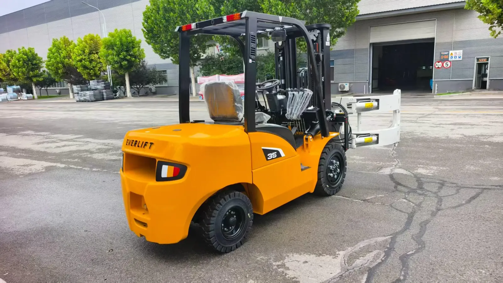 3T 5T 6M Diesel Forklift Truck Material Handling photo 5