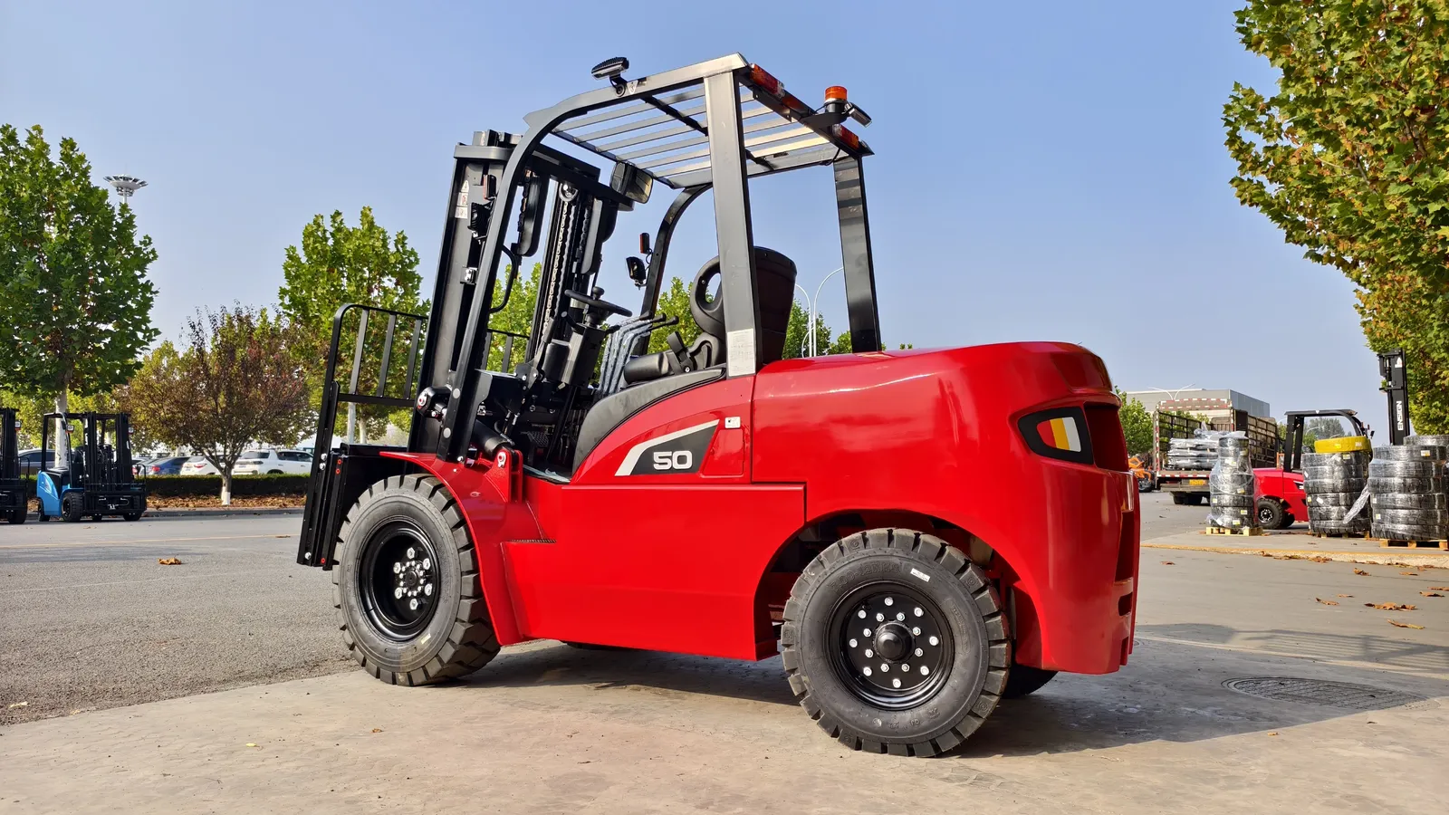 Diesel Forklift Truck 2 T/2.5T/3T/3.5T/4T/4.5T/5T photo 3