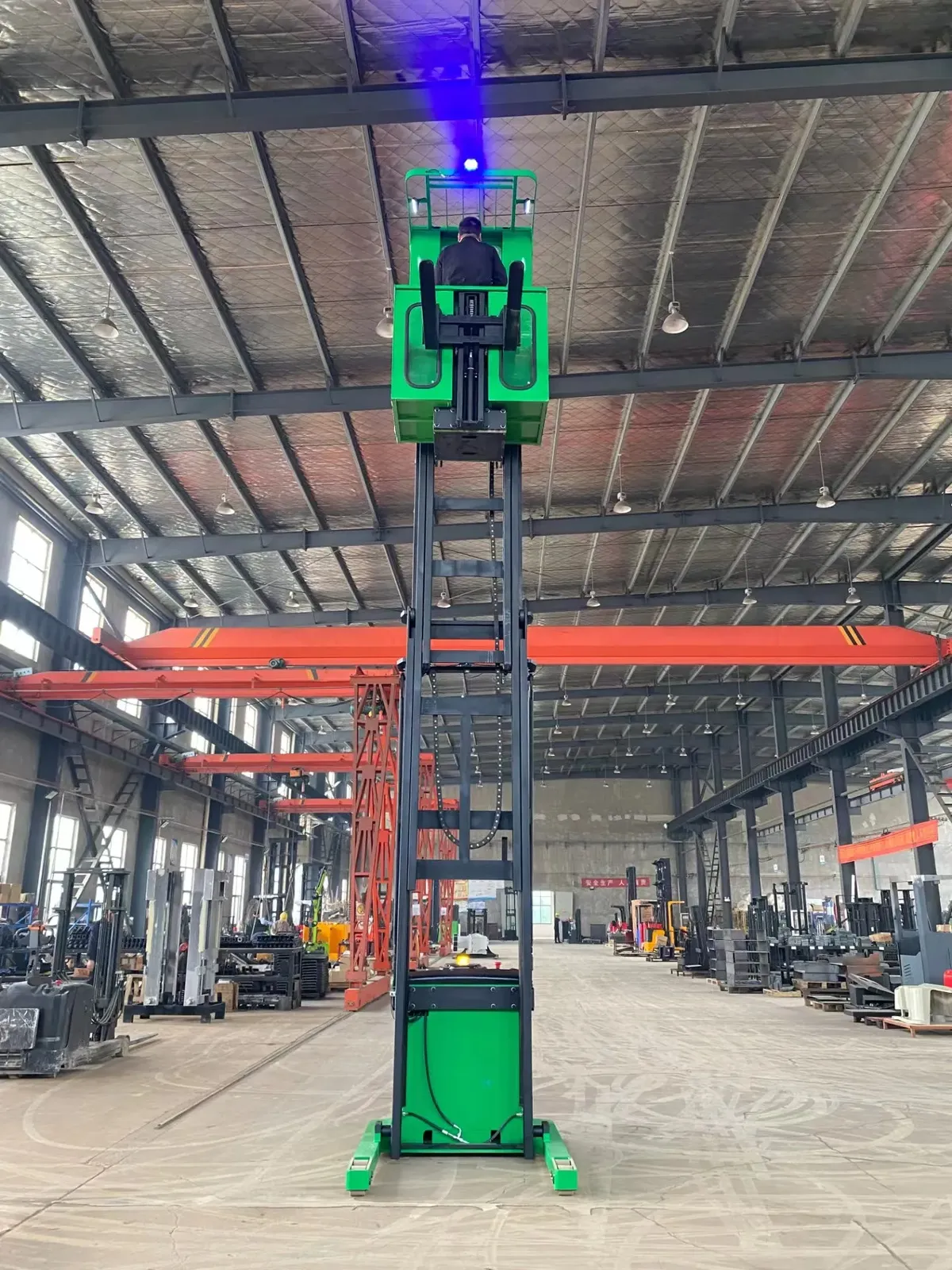 Electric Order Picker 1.5 Ton (LPT-00074) detail 3