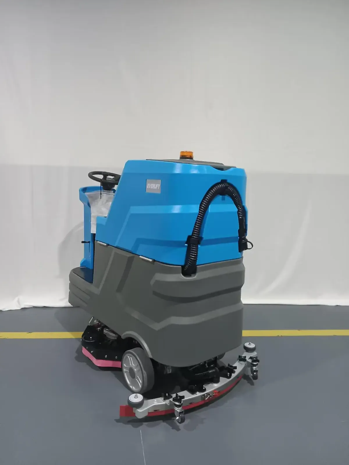 Floor Scrubber Machine 580mm Ride on Floor Scrubber photo 5