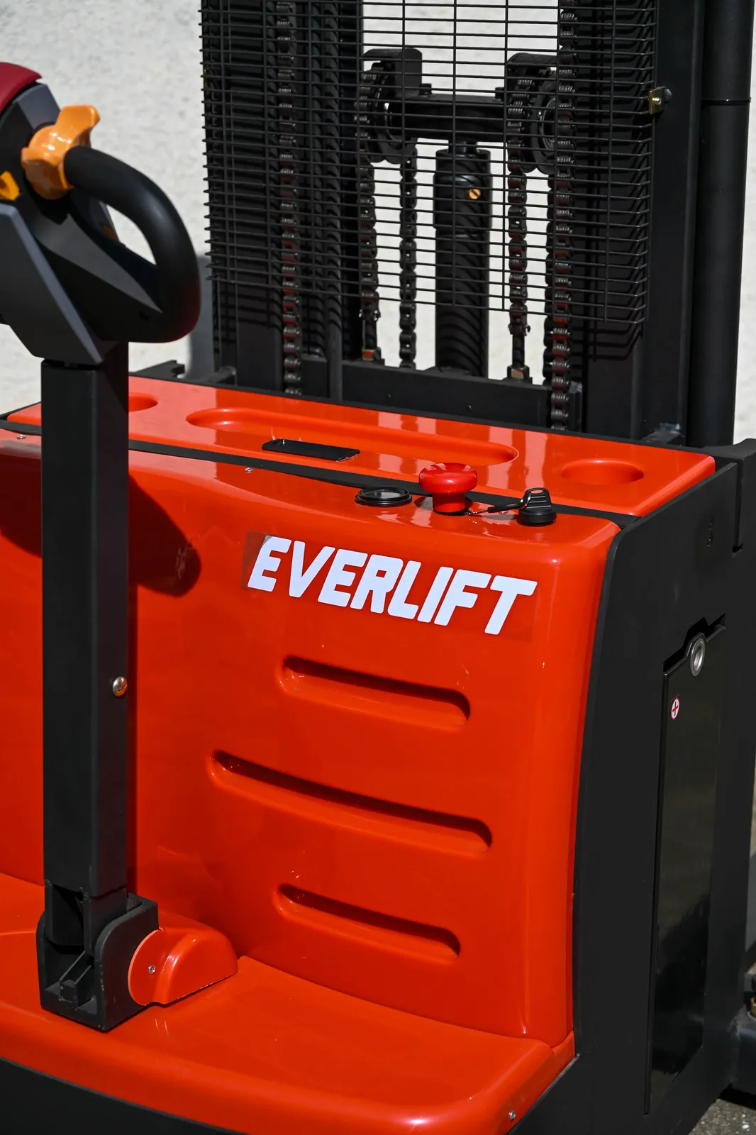 Electric Pallet Stacker 24V Walkie 2Ton 1.5 Ton detail 4
