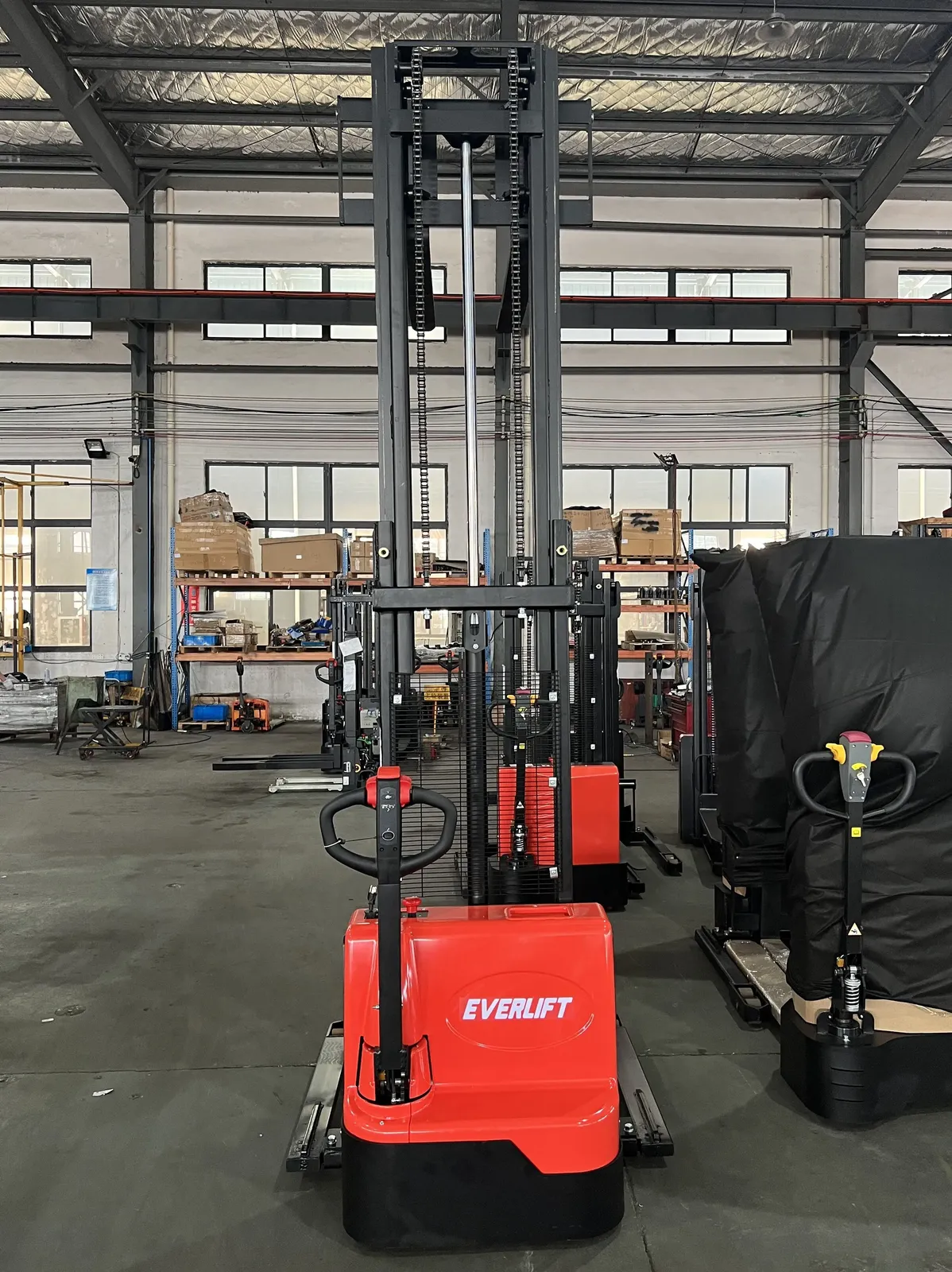 Full Electric Straddle Stacker 1200 to 1500 kg detail 26