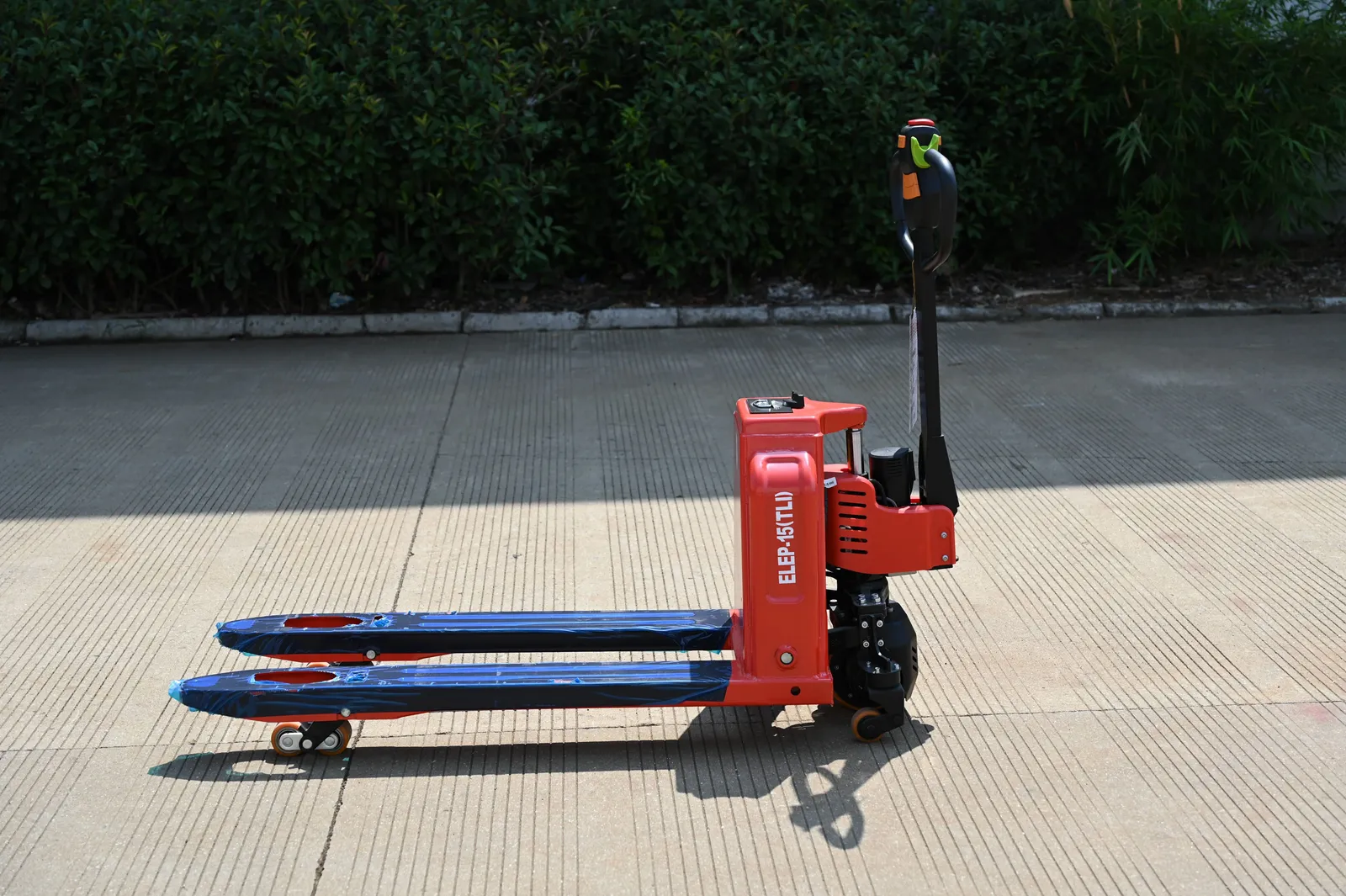 1.5Ton 2Ton Walkie Electric Pallet Truck ELFP-15(TLI) photo 5