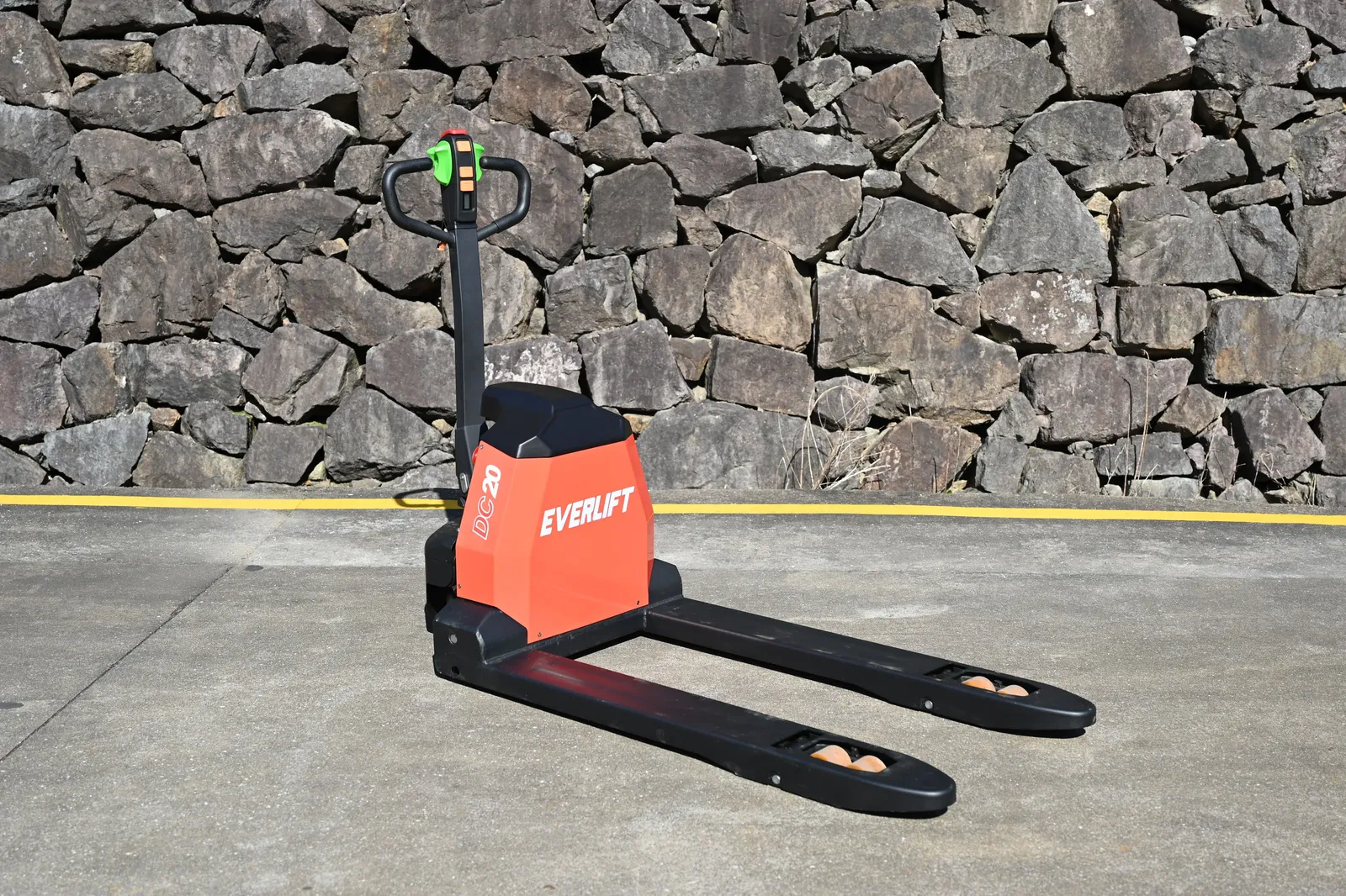 Pallet Truck Electric Powered 1500 to 2000 kg detail 3