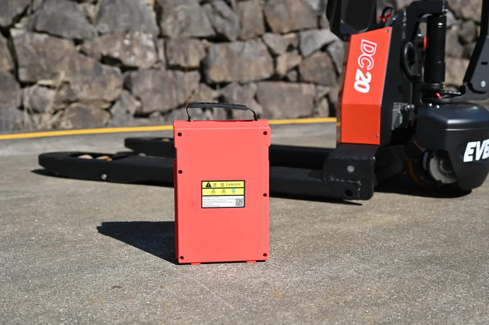 Pallet Truck Electric Powered 1500 to 2000 kg detail 8
