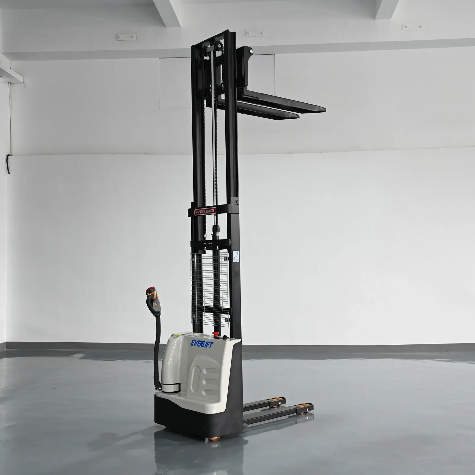 Lithium Battery Full electric stacker 1.2T 1.5T photo 6