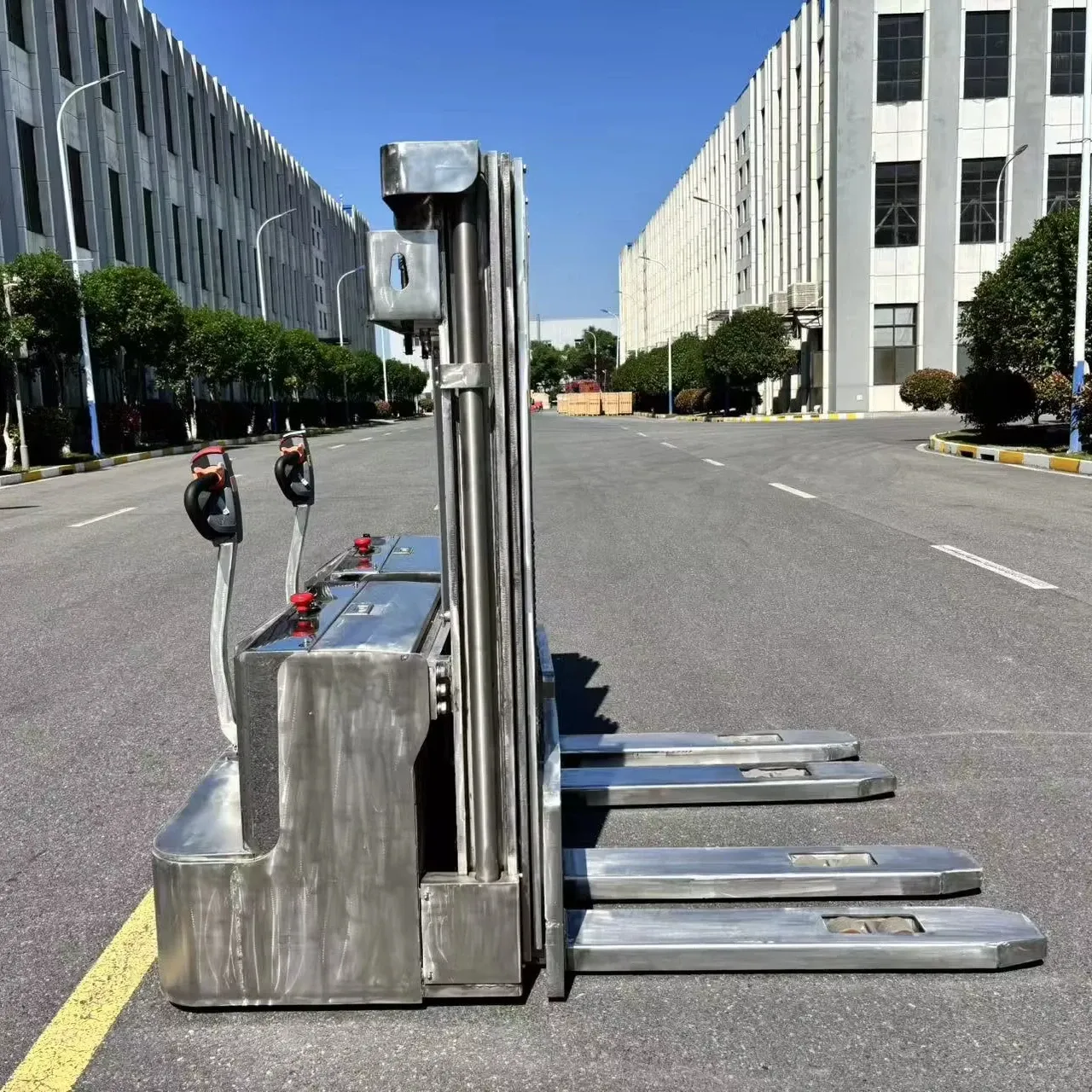 SUS304 Stainless Steel Electric Stacker 1000 to 1500 kg 2000 kg
