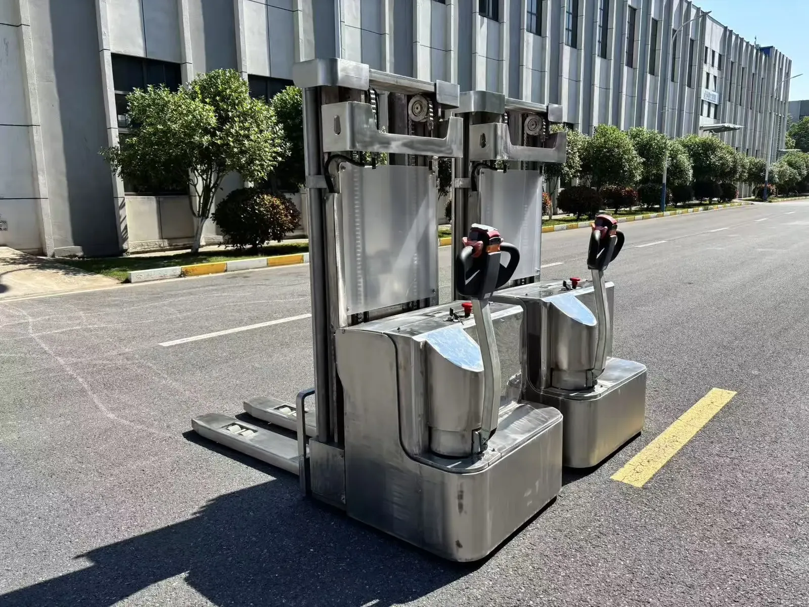 SUS304 Stainless Steel Electric Stacker 1000 to 1500 kg 2000 kg photo 4