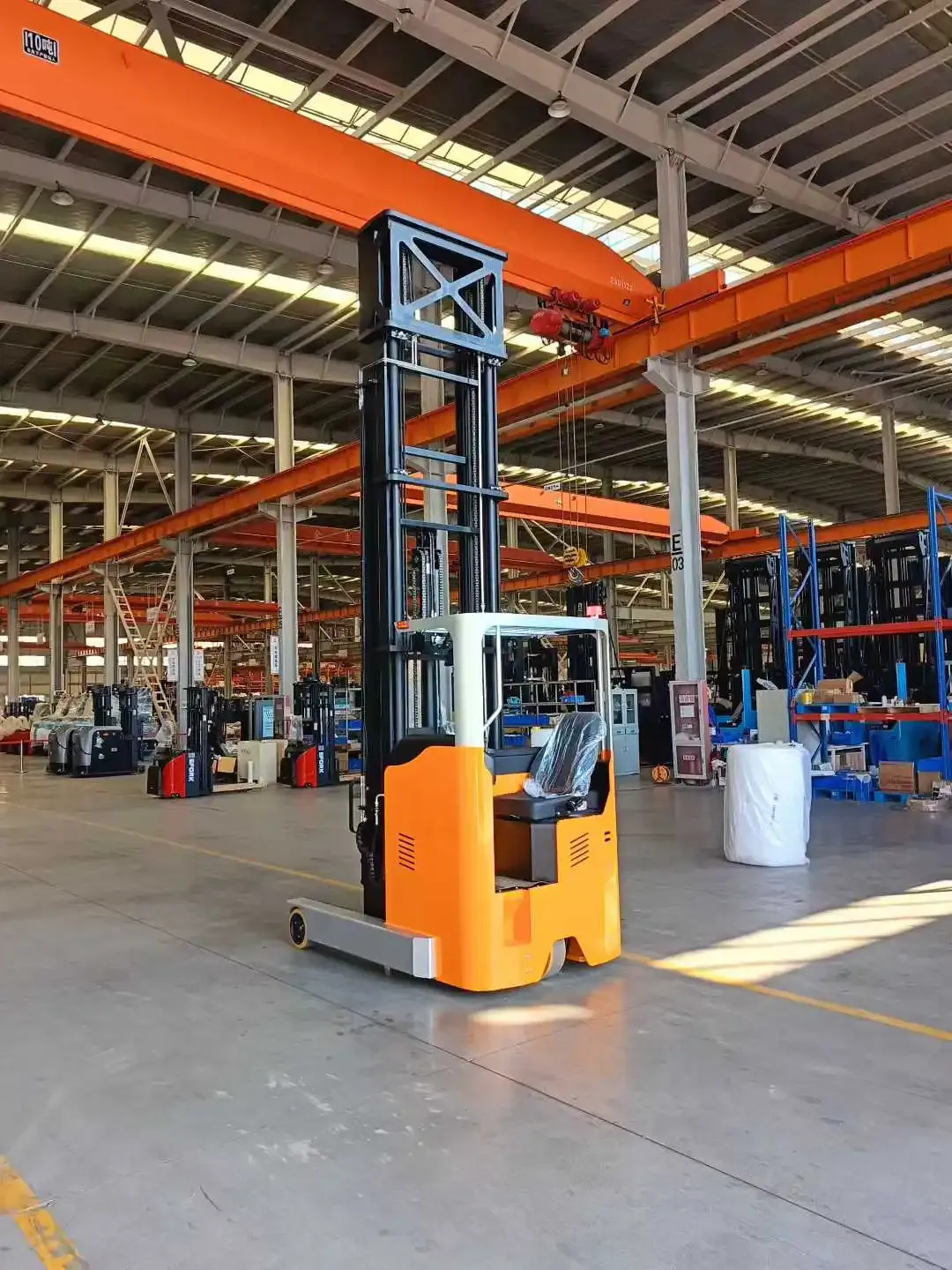 CQD15K 12m High Lift Reach Truck 1.5T photo 2