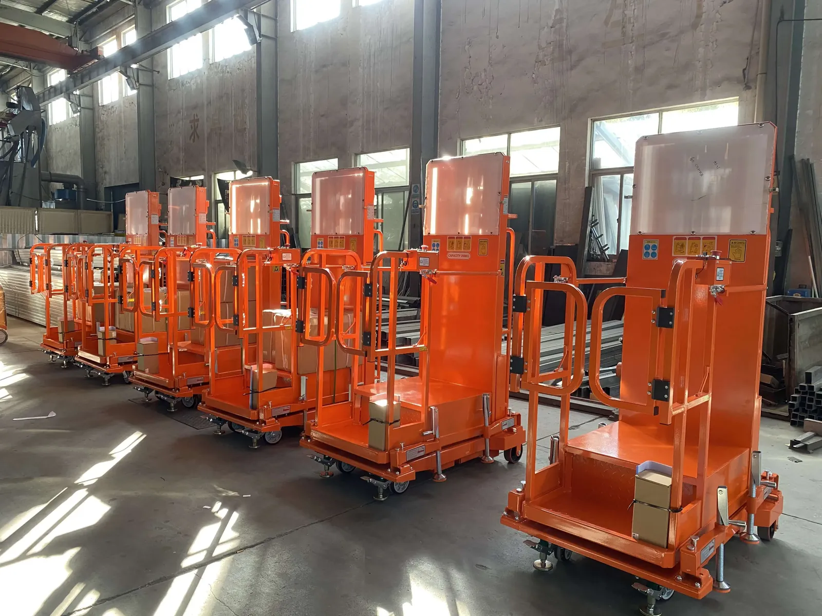 Electric Aerial Order Picker Self Propelled Narrow Aisle detail 6