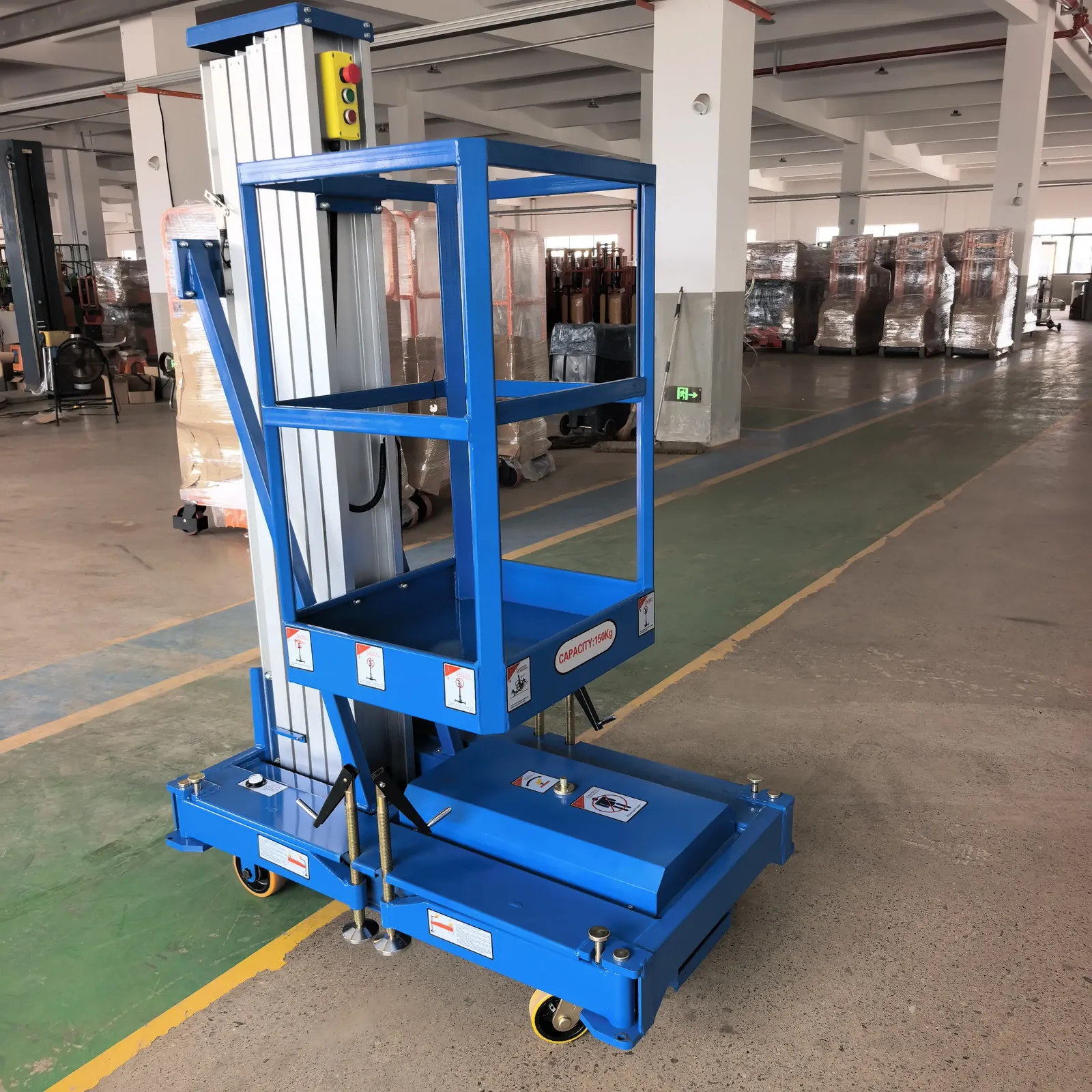 Single Mast Aluminium Alloy Aerial Work Platform 6m 300 kg photo 5